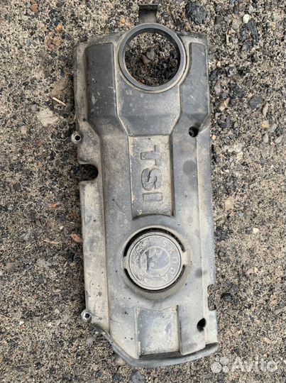 Декоративная накладка двигателя skoda octavia A5