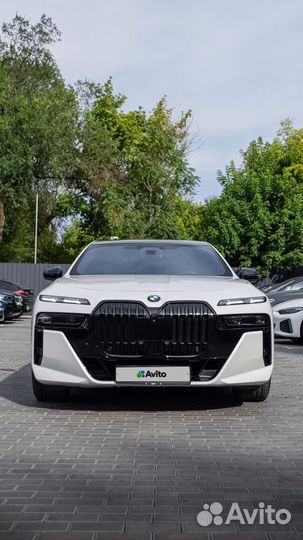 BMW 7 серия 3.0 AT, 2022, 6 950 км