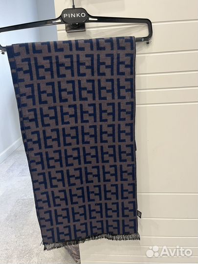 На доставке Мужская одежда tommy