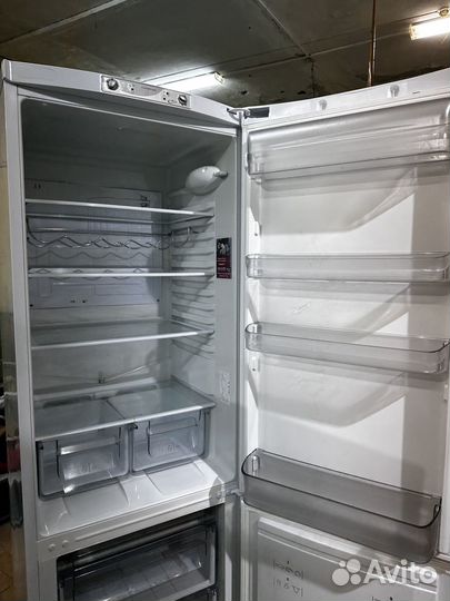 Холодильник hotpoint ariston в отл сост