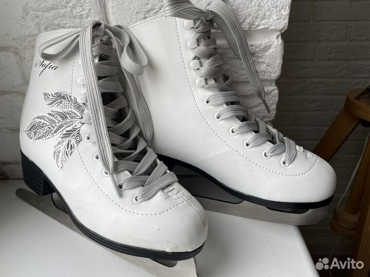 Коньки фигурные бу р.36