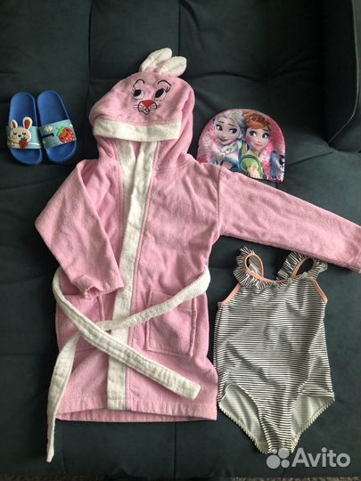 Комплект в бассейн на 2-3 года купальник hm халат