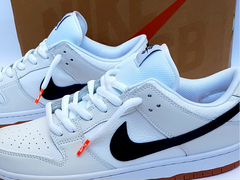 Кроссовки Nike размеры c 36 по 45