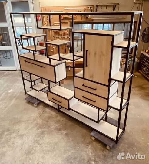 Стеллаж в стиле лофт