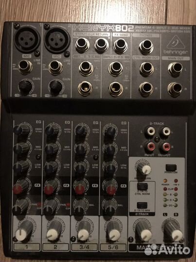 Микшерный пульт behringer xenyx 802