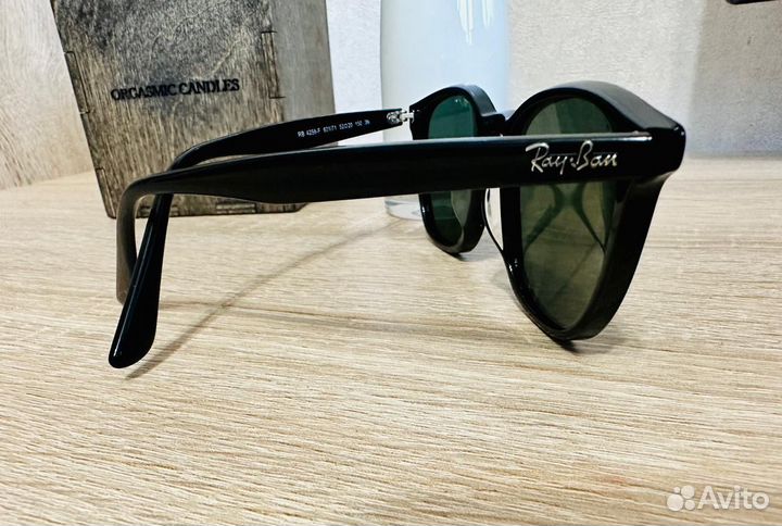 Солнцезащитные очки ray ban