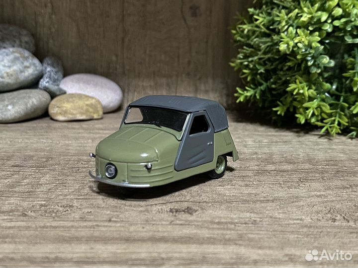 Модель автомобиля смз-С1Л