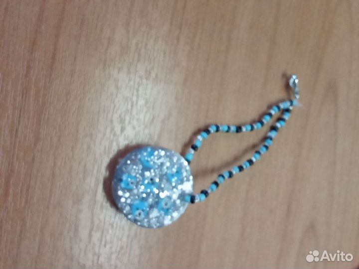 Брелок из бисера