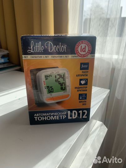 Тонометр на запястье