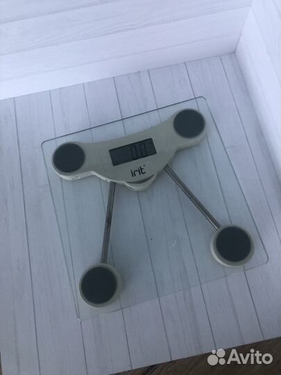 Весы напольные электронные