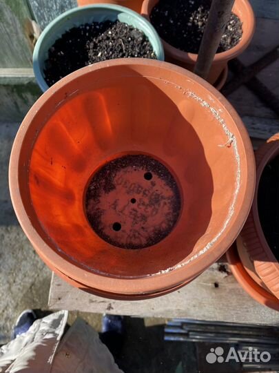 Горшки для цветов