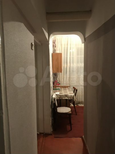 2-к. квартира, 39 м², 1/3 эт.