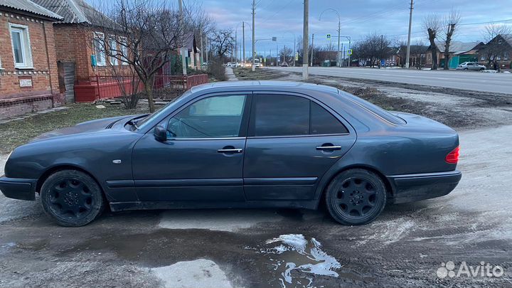 Mercedes-Benz E-класс 2.3 AT, 1997, 378 200 км