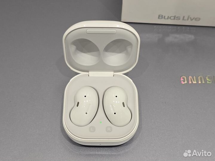 Беспроводные наушники Samsung Galaxy Buds Live
