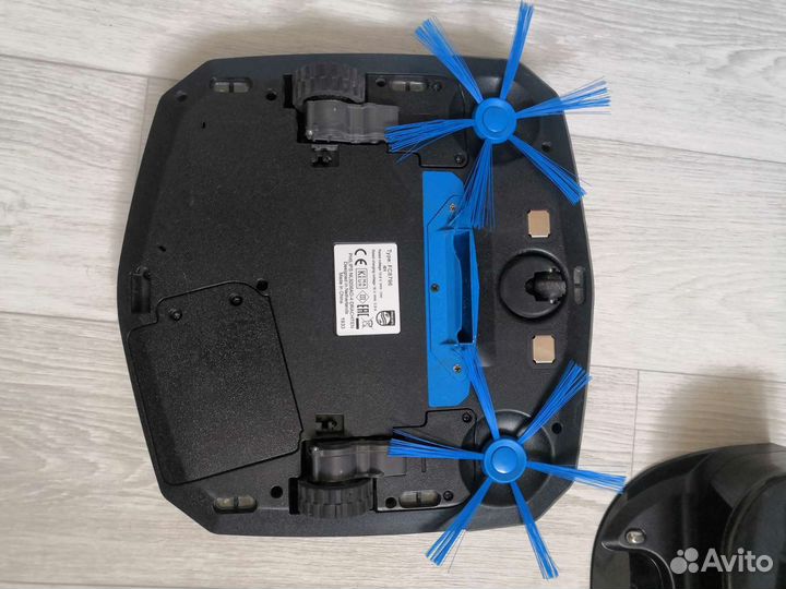 Робот пылесос Philips SmartPro Easy