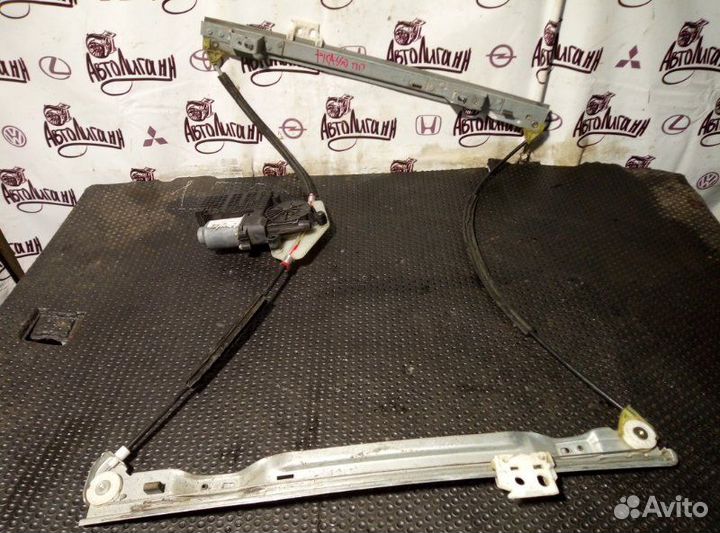 Стеклоподъемник передний правый Citroen Picasso