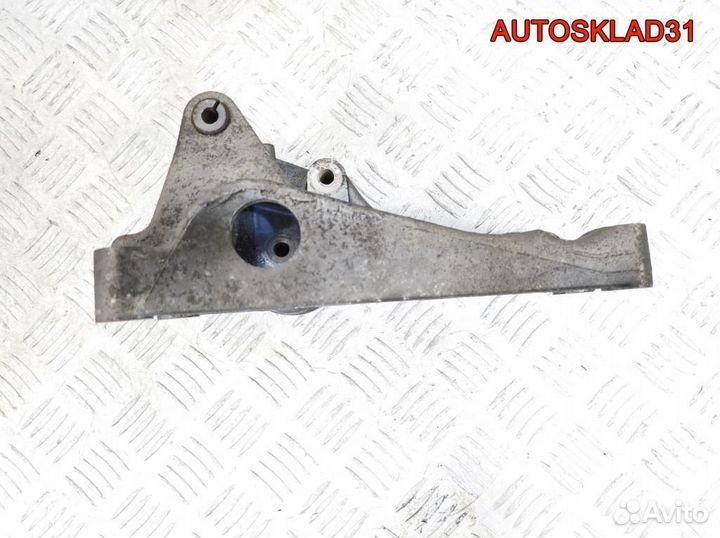 Кронштеин гидроусилителя VW Polo AUD 030145189H