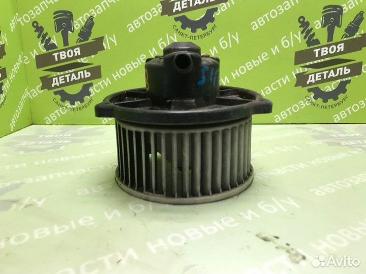 Моторчик печки Suzuki Swift 2 GL 1.3 G13BB 2001
