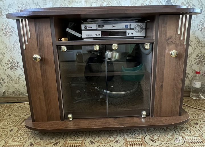 Тумба под телевизор