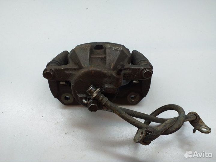 Суппорт тормозной передний правый Toyota Rav4 XA40