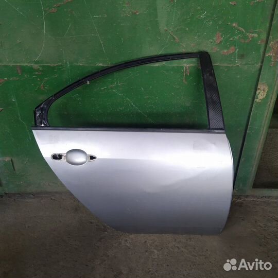 Дверь боковая задняя правая Nissan Primera P 12 1