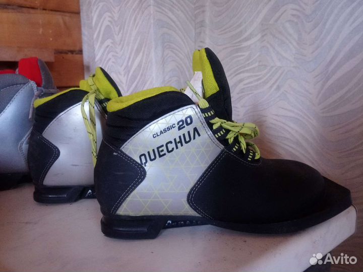 Лыжные ботинки