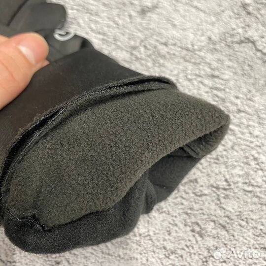 Перчатки The North Face