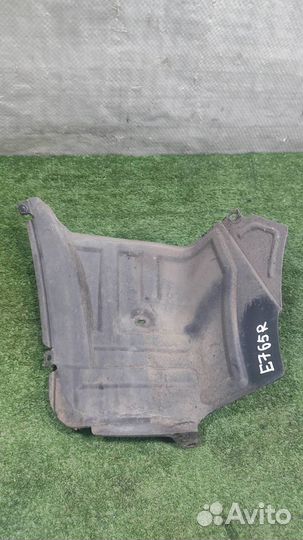 Подкрылок задний правый Daihatsu Sirion 2008