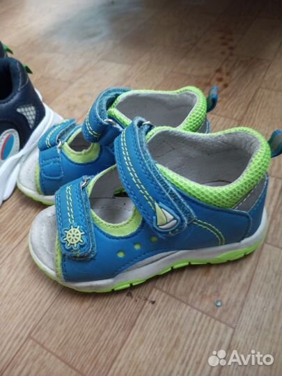 Детская обувь