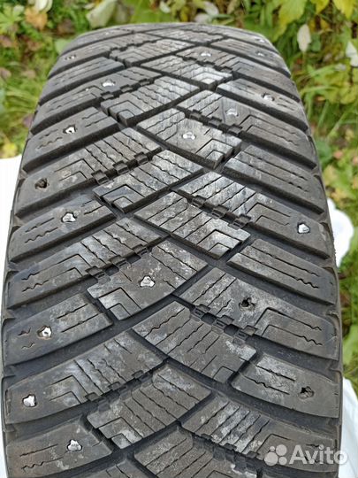 Goodyear Ultragrip Ice Arctic 195/65 R15