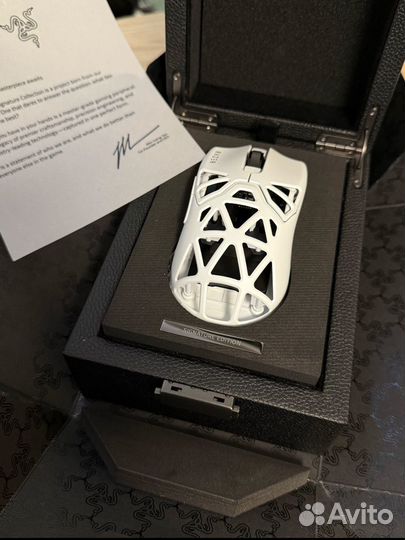 Razer Viper Mini signature edition White