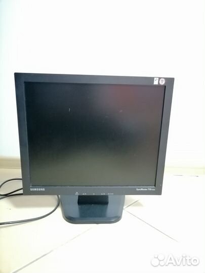 Продам монитор