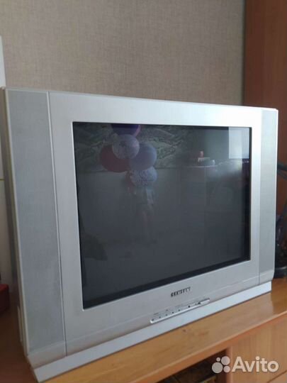 Телевизор 