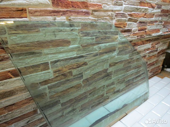 Стекло переднее правое Range Rover 3 Vogue