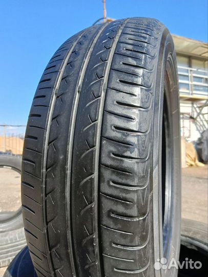 Yokohama BluEarth AE01 185/65 R15 88T