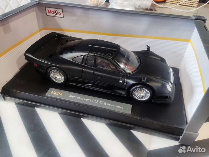 Коллекционная машинка мэрс