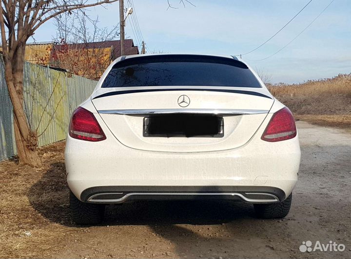 Спойлер w205