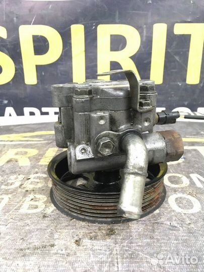 Насос гидроуселителя руля Mitsubishi Pajero 4 3.8