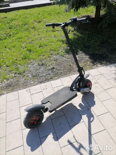 Самокат взрослый электрический бу