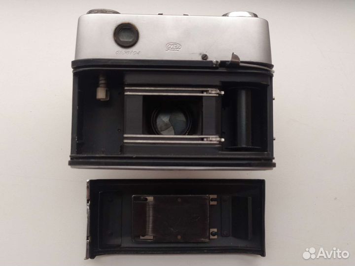 Плёночный фотоаппарат Фэд-10