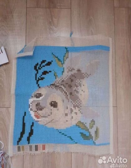 Канва для вышивания (начатая)