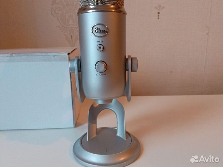 Blue Yeti - Микрофон