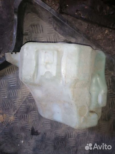 Бачок стеклоомывателя volkswagen passat b4