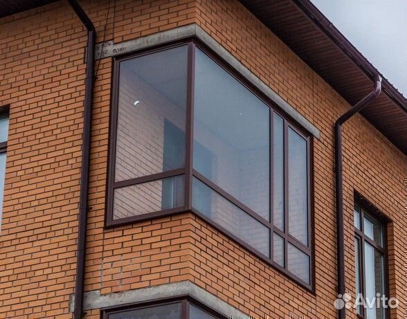 Алюминиевое остекление дома коттеджа веранды