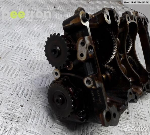 Б/У Б/У Насос масляный 06B103535 VAG