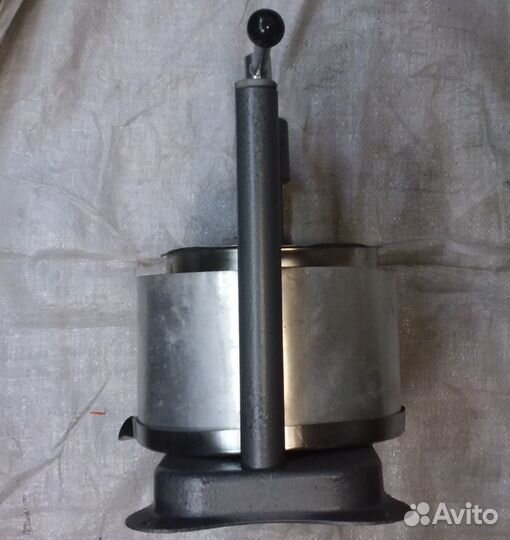 Пресс винтовой ручной для фруктов