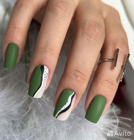 Маникюр педикюр