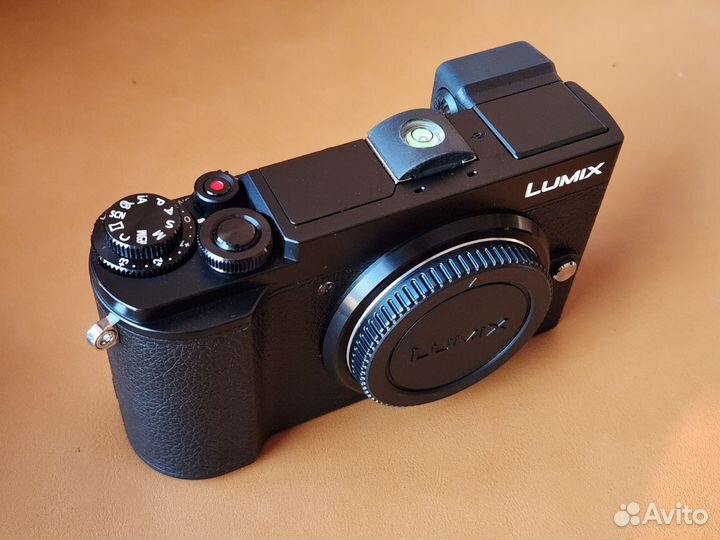 Panasonic lumix GX9