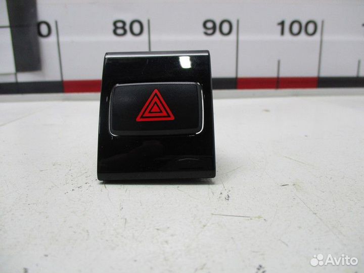 Кнопка аварийной сигнализации Kia Rio 4 FB