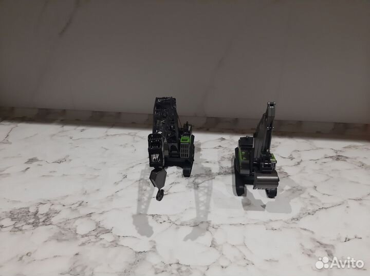 Экскаватор игрушка